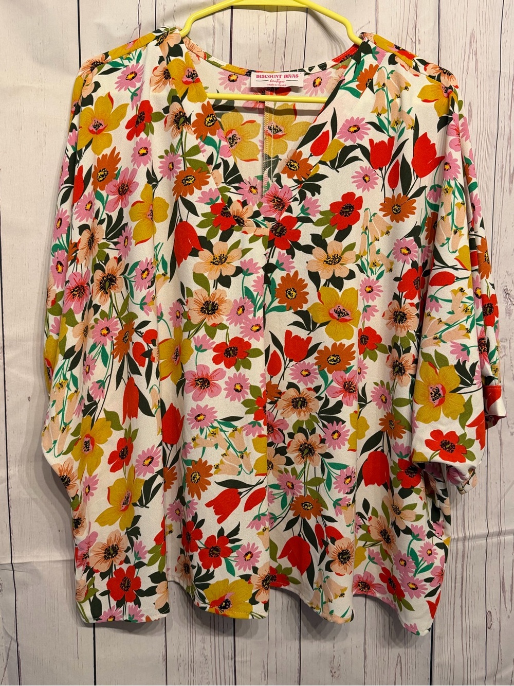 Discount Diva Floral V-Neck Blouse - Cream Multi